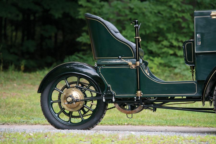 Детали экстерьера AC Auto Carrier Delivery Box Van (1683) 1912 года  (фото 11 из 15)